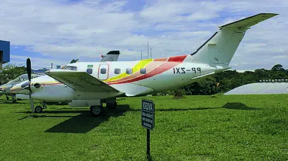 Embraer RJ140